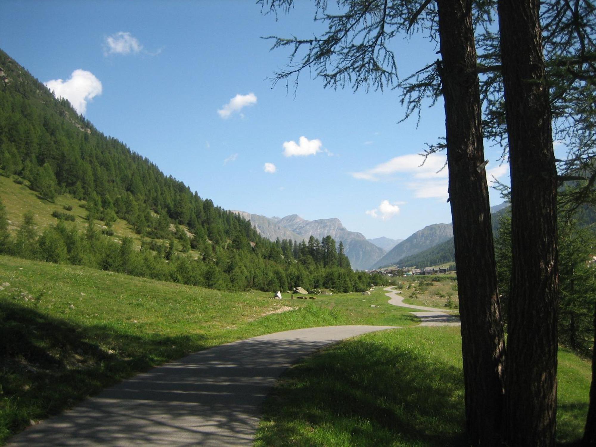 Hotel Krone Livigno Bagian luar foto