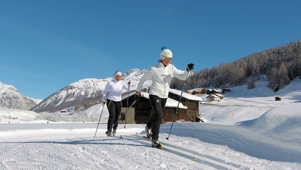 Hotel Krone Livigno Bagian luar foto