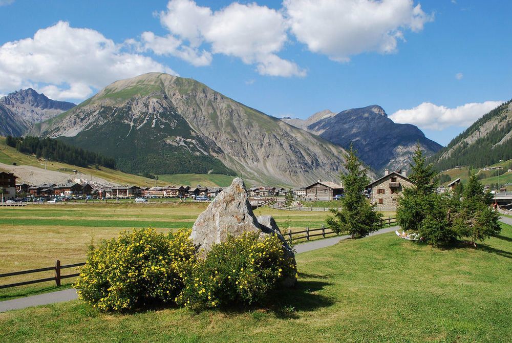 Hotel Krone Livigno Bagian luar foto